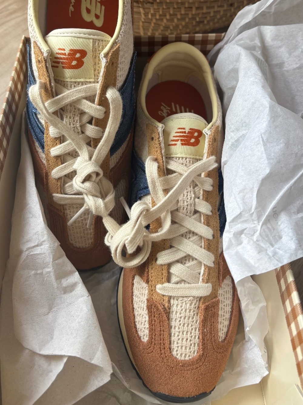 Sezane Sézane X New Balance Ecru / Brown - Size US 7 - Picture 2 of 5